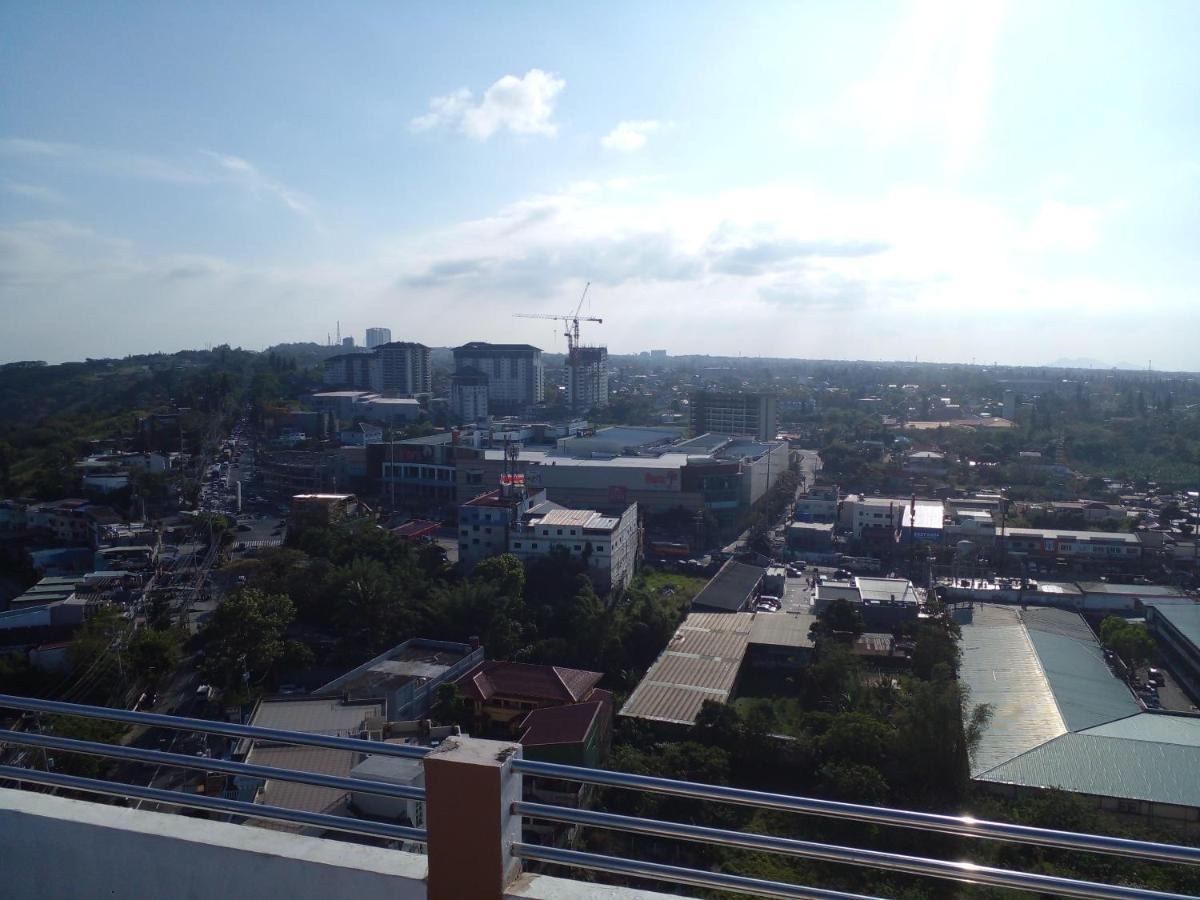 Tagaytay Prime Residences With Swimming Pool & Viewing Deck Tagaytay City Bagian luar foto