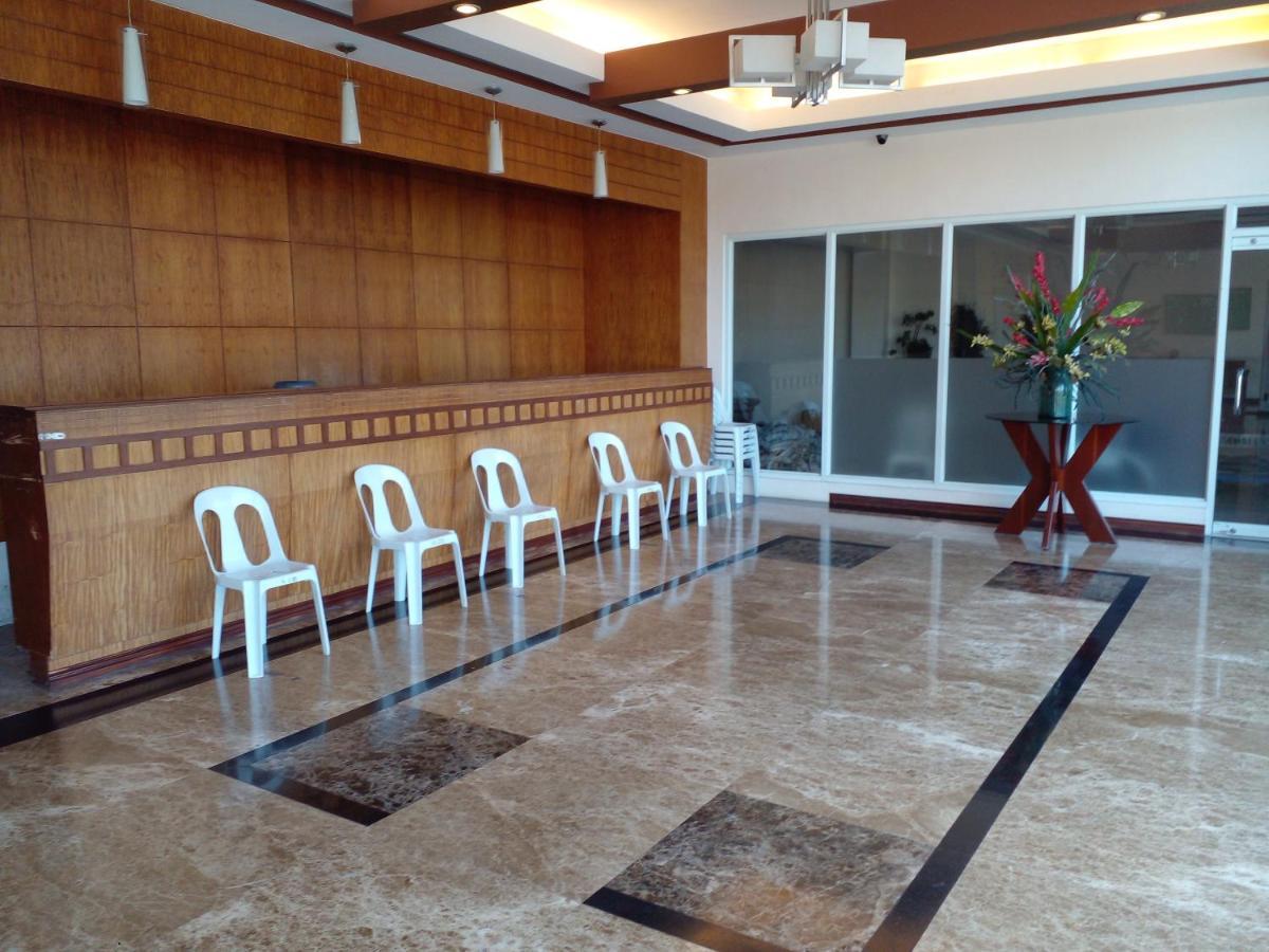 Tagaytay Prime Residences With Swimming Pool & Viewing Deck Tagaytay City Bagian luar foto